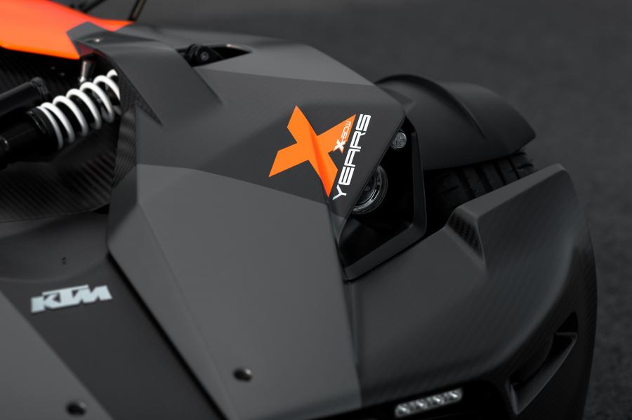 Детали экстерьера KTM X-Bow 10 Years 2018 года  (фото 2 из 13)